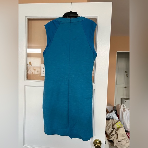L’AGENCE | Pleat-Side Notched Sheath Dress - Picture 2 of 5